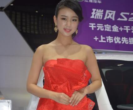 天府美女